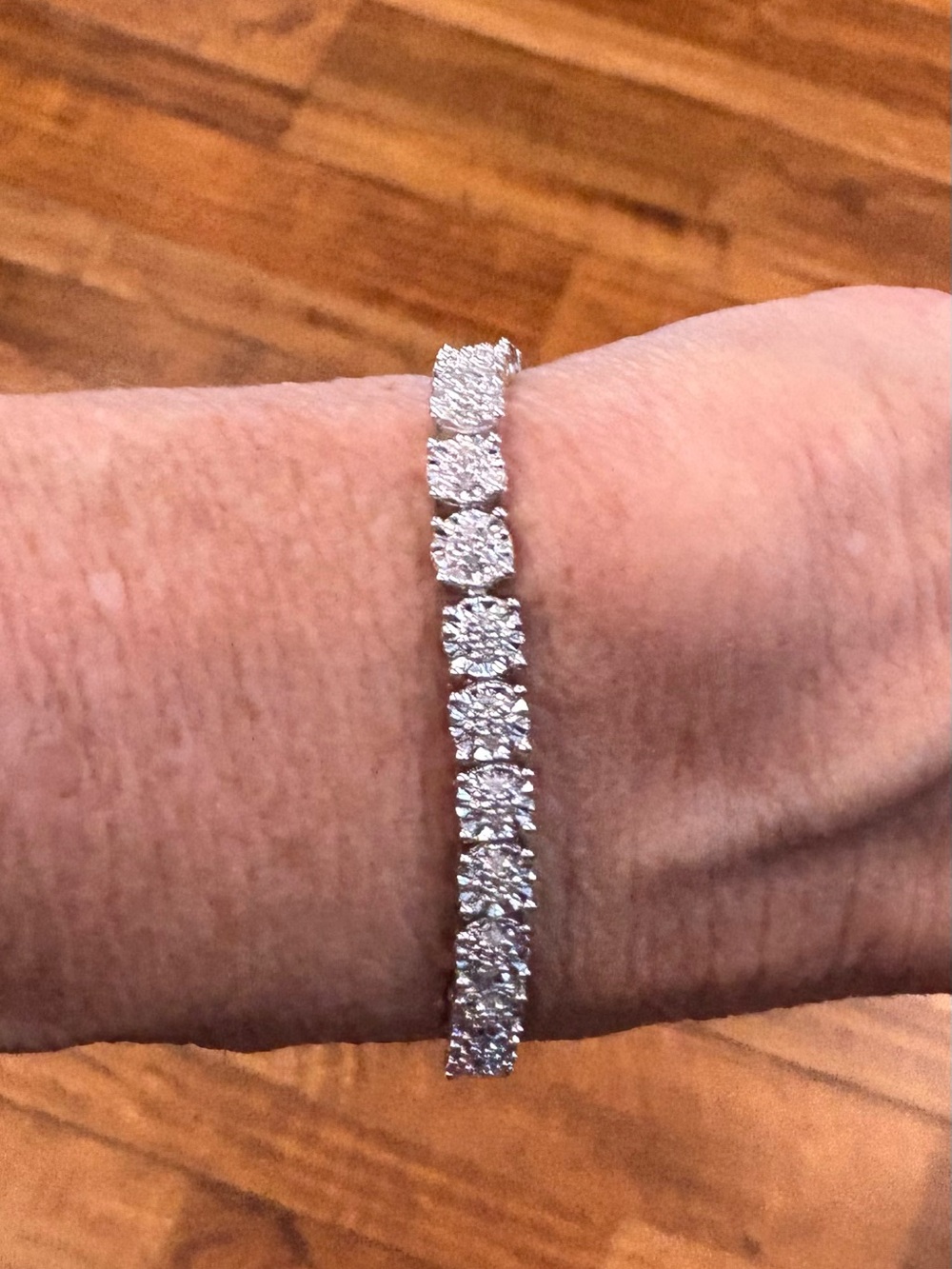 EFFY Diamond Tennis Bracelet (1/4 ct. t.w.) in Silver over Sterling NWT - Picture 3 of 3